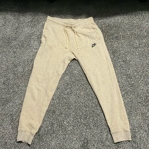 Condition new, color, gold